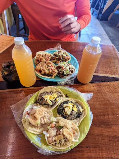 tacos tour tulum with jeremy